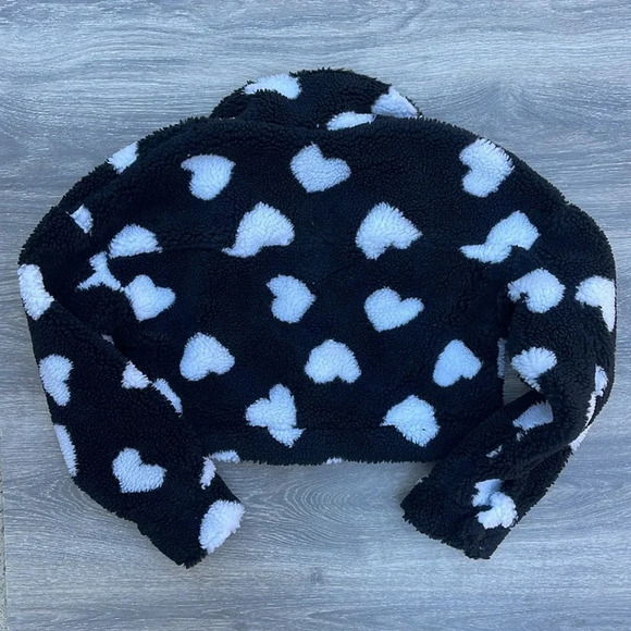 Beach Riot Devin Jacket, black with white hearts - Picture 8 of 10